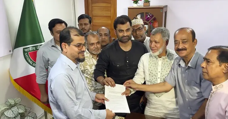 জাতীয় ক্রীড়া পরিষদে তামিম ইকবালের আনুষ্ঠানিক আবেদন